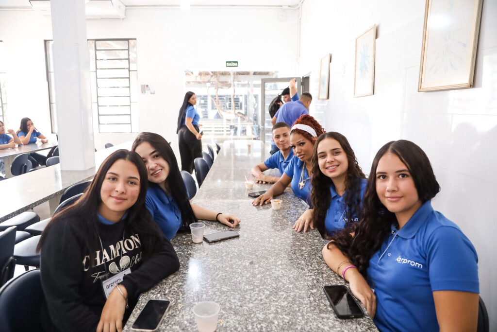 Jovens Arprom